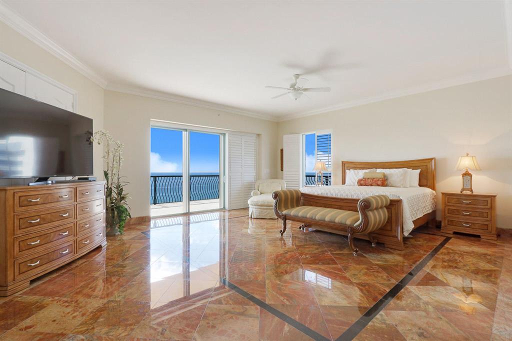 Via Delfino - Residential