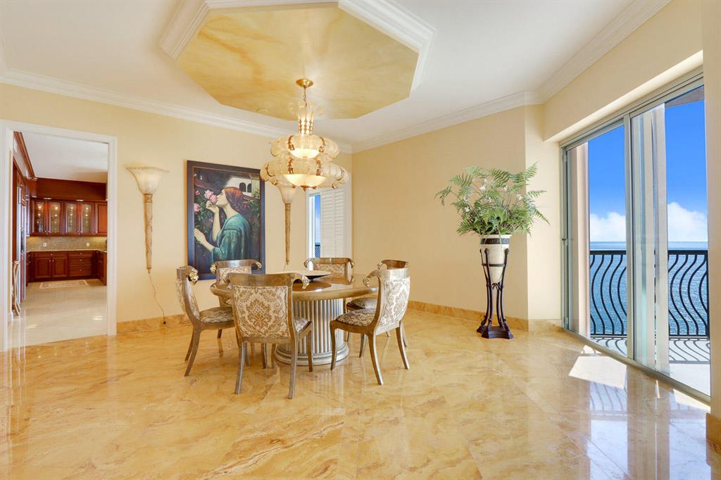 Via Delfino - Residential