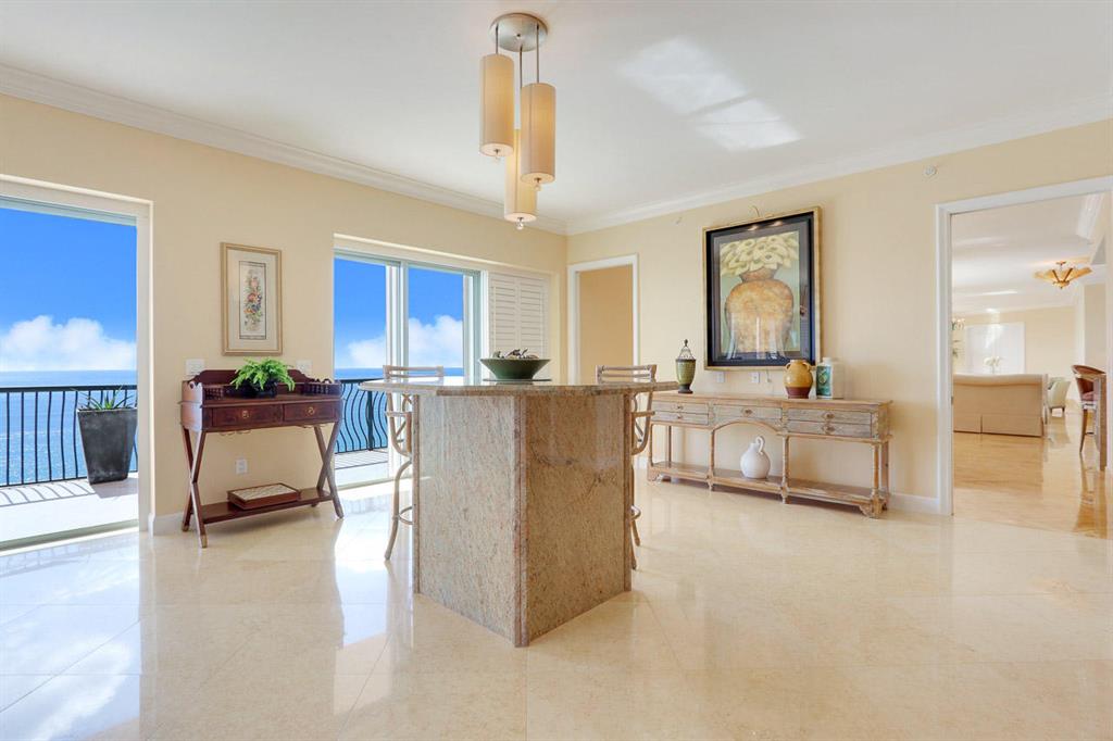 Via Delfino - Residential