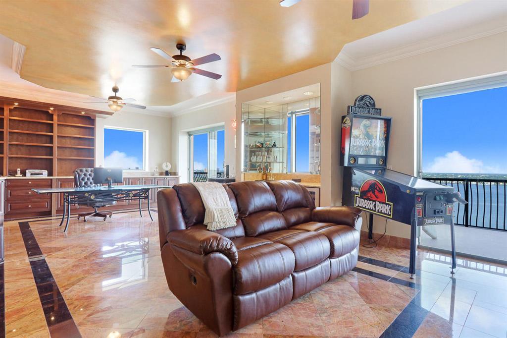 Via Delfino - Residential