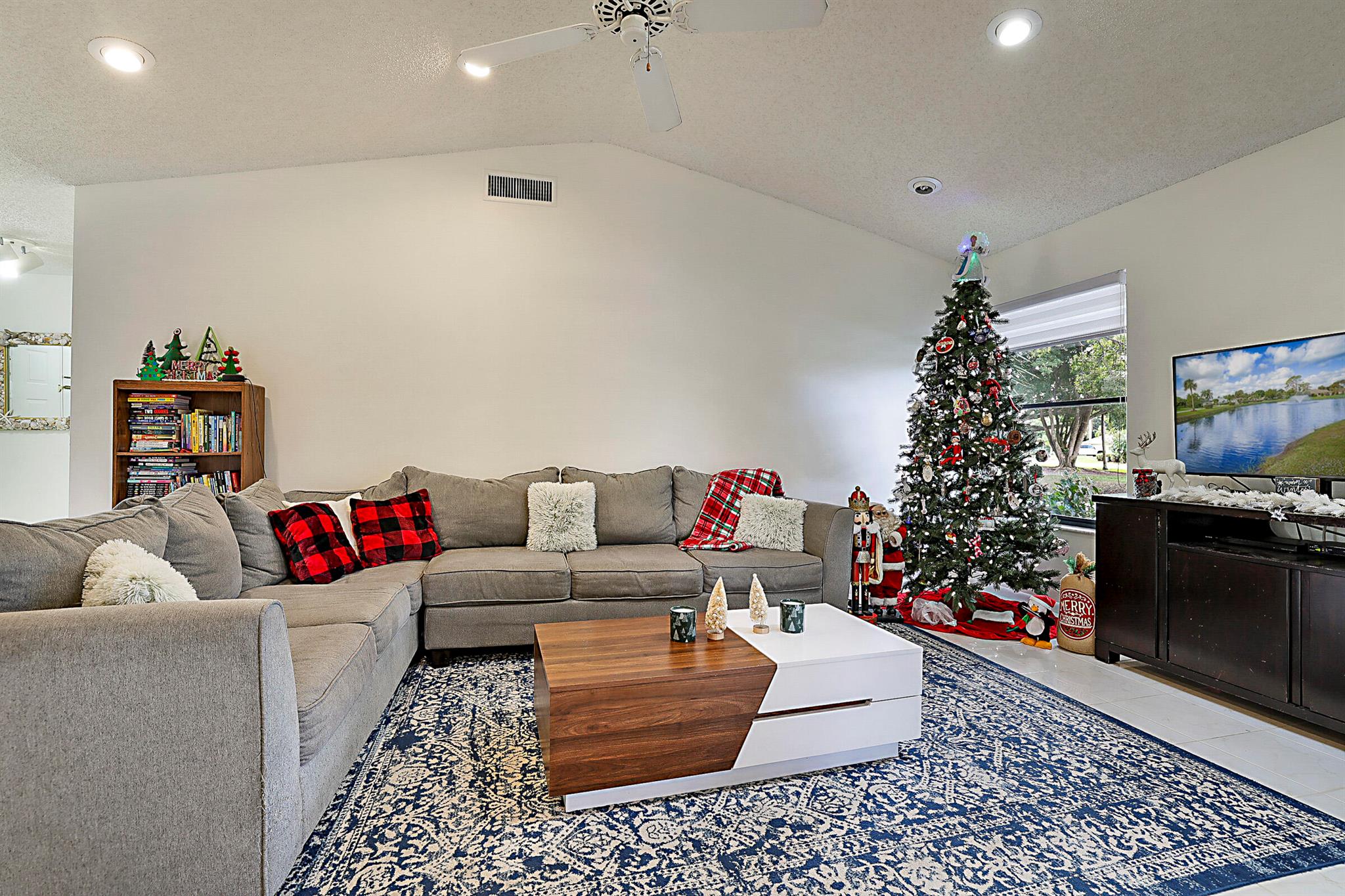 EASTPOINTE - Residential