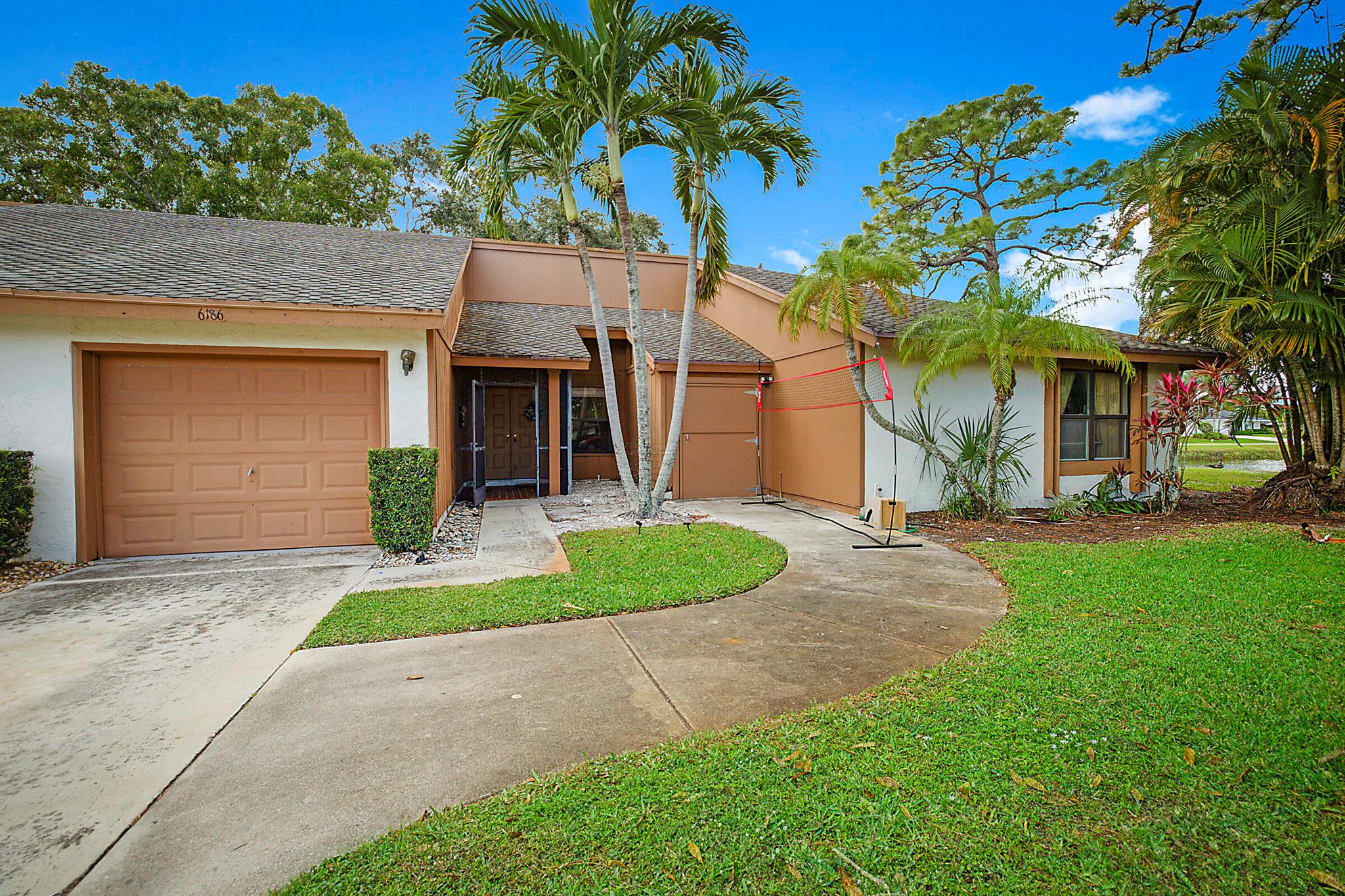 EASTPOINTE - Residential