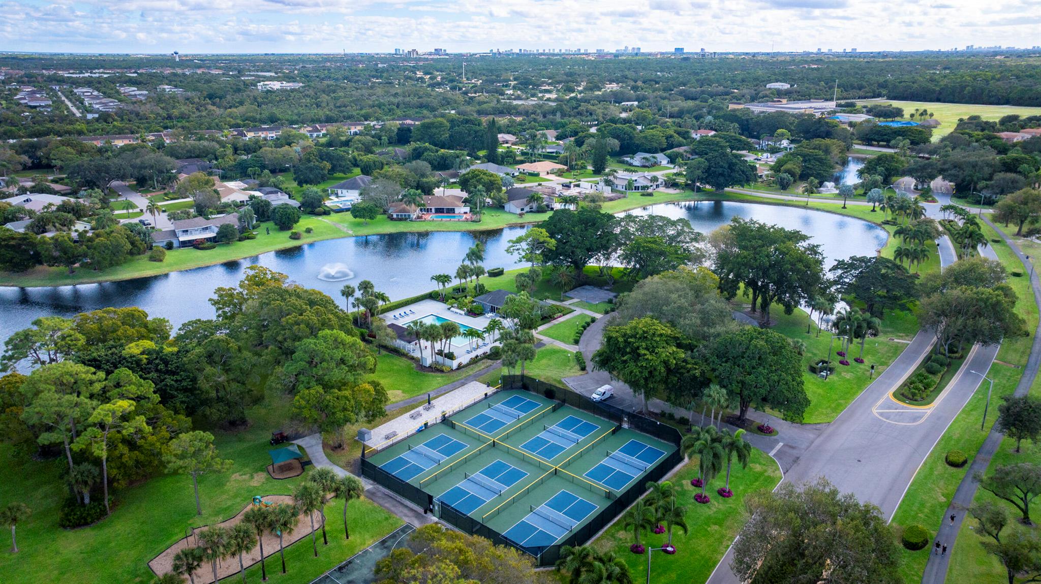 EASTPOINTE - Residential