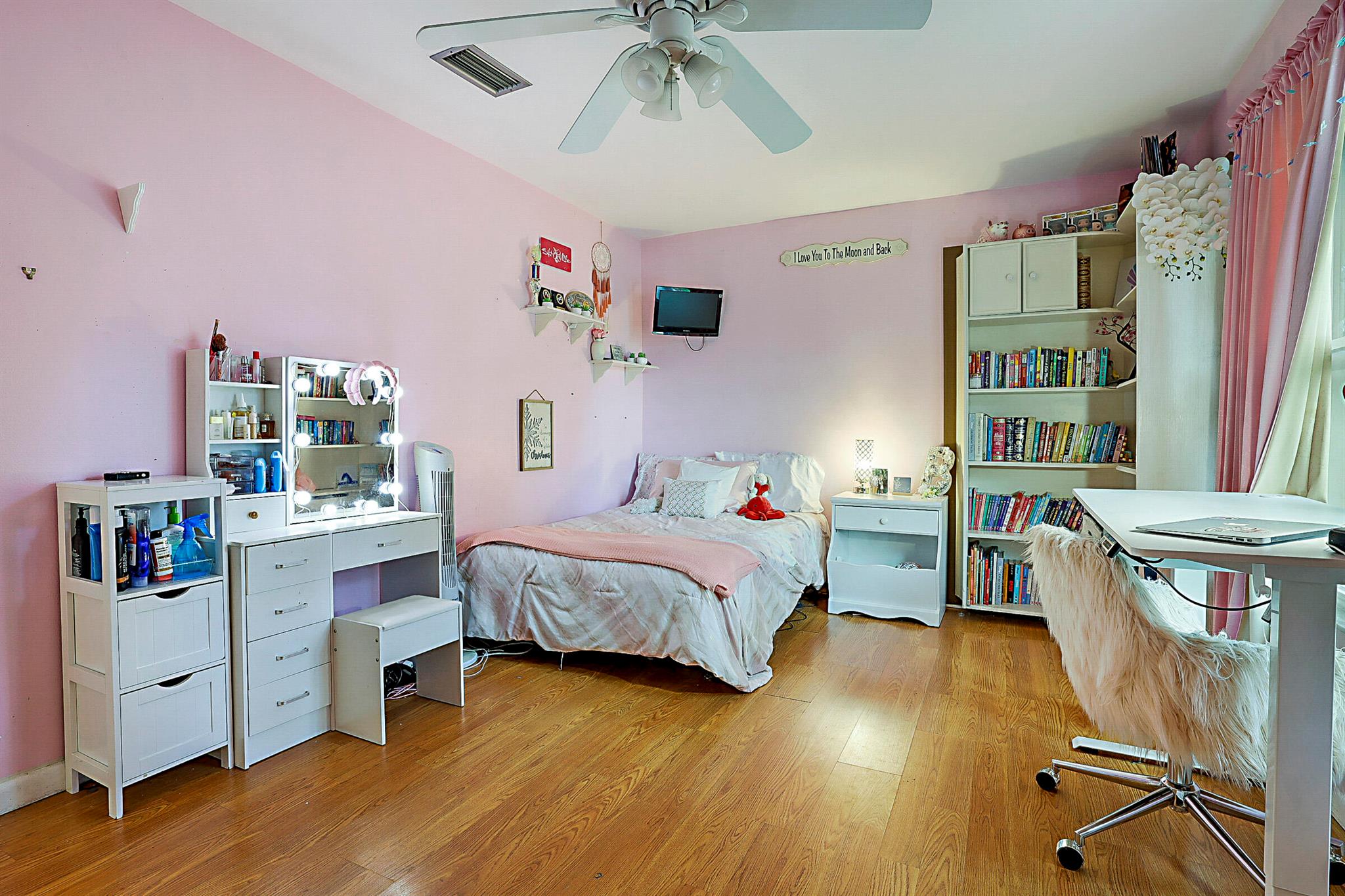 EASTPOINTE - Residential