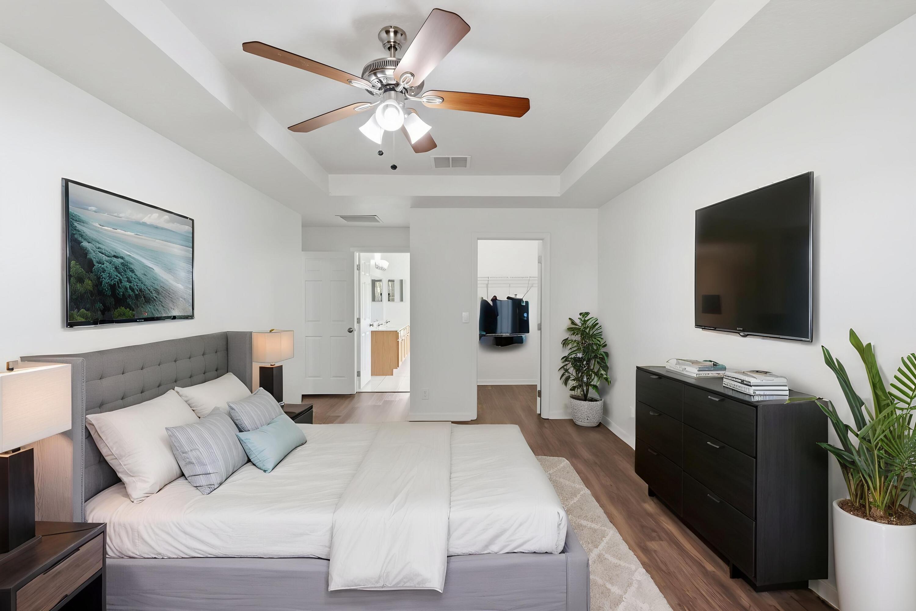 375 SW Saginaw Avenue