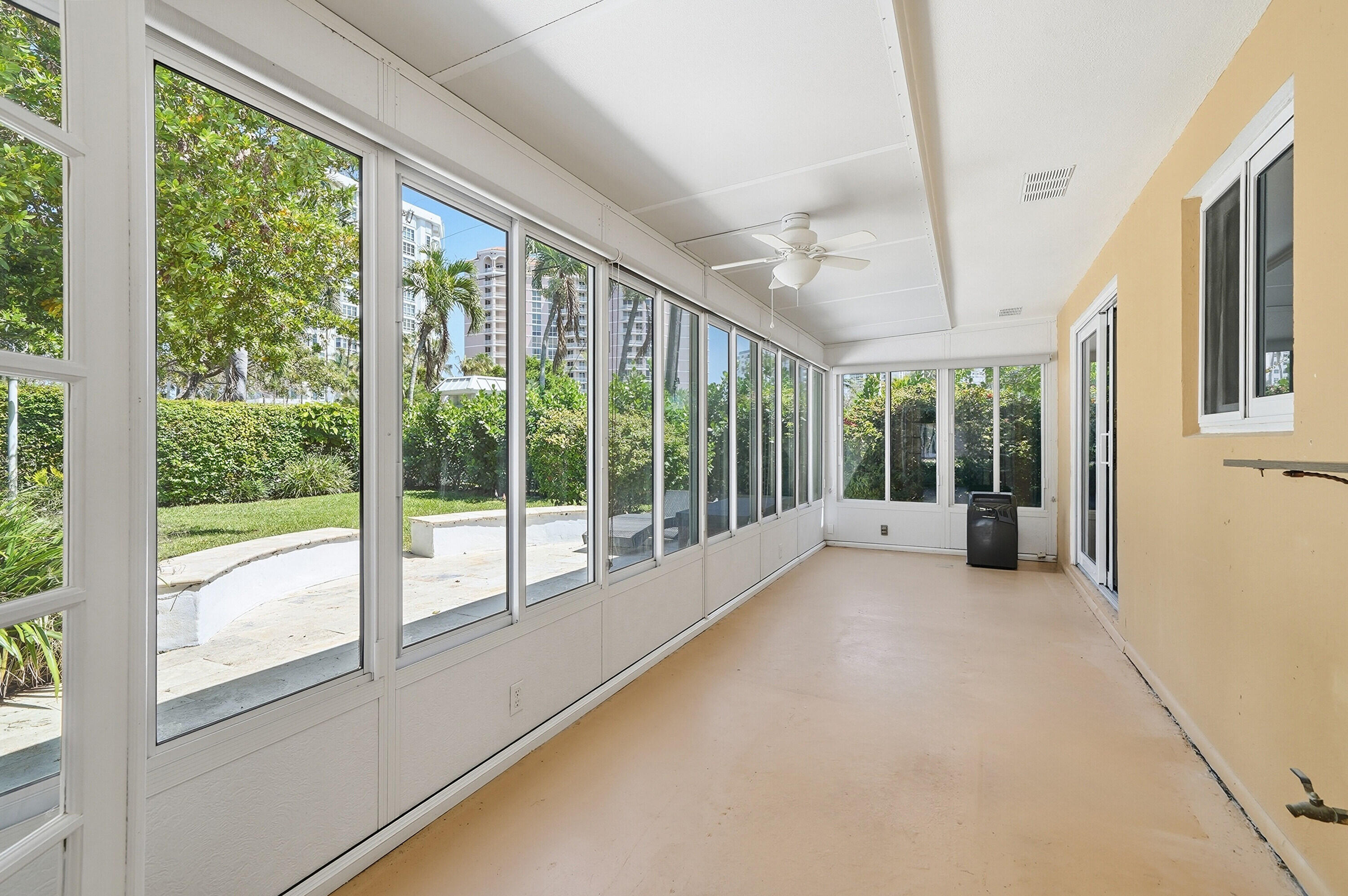 PALM CLUB CO-OP - Residential