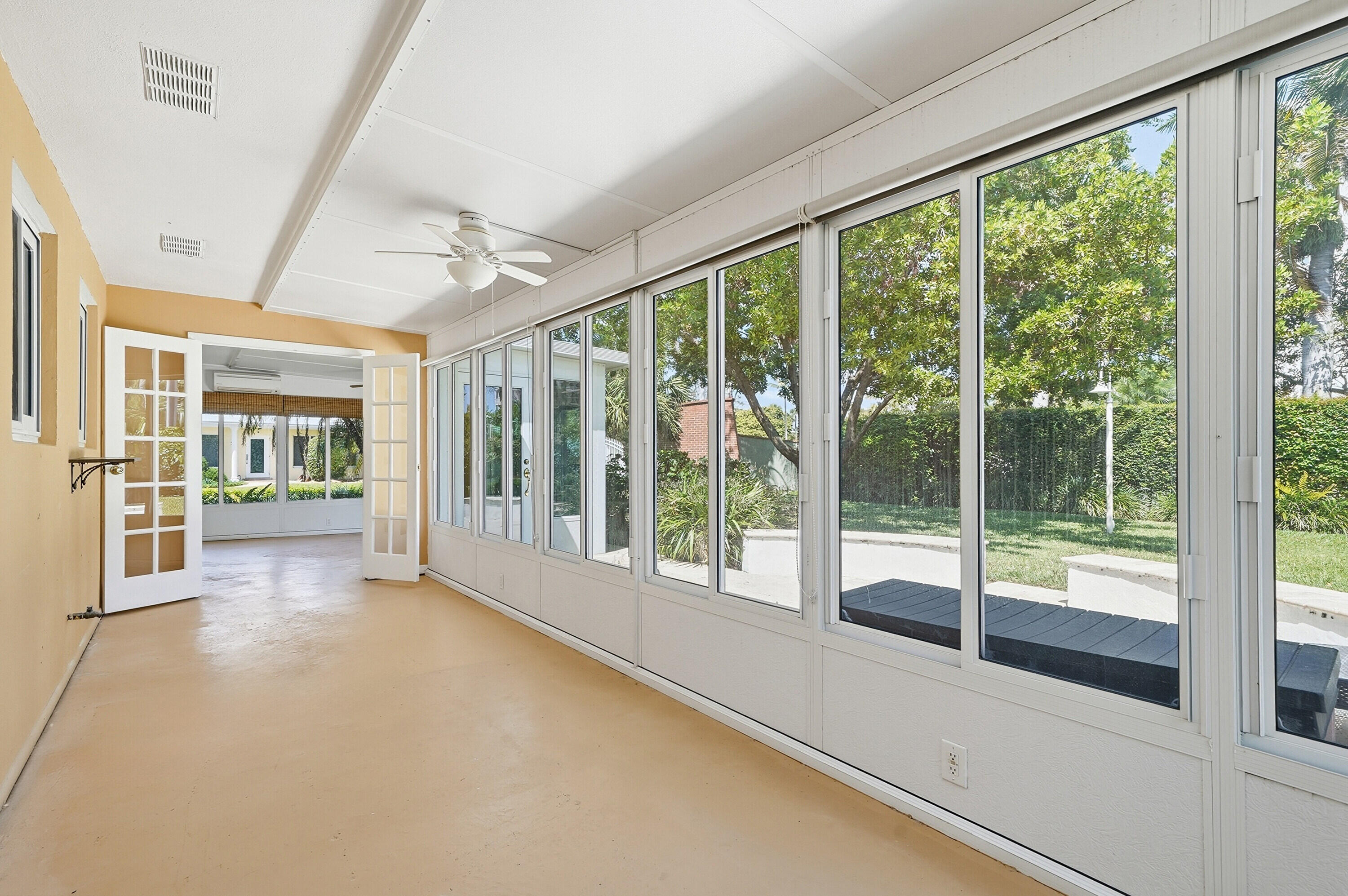 PALM CLUB CO-OP - Residential