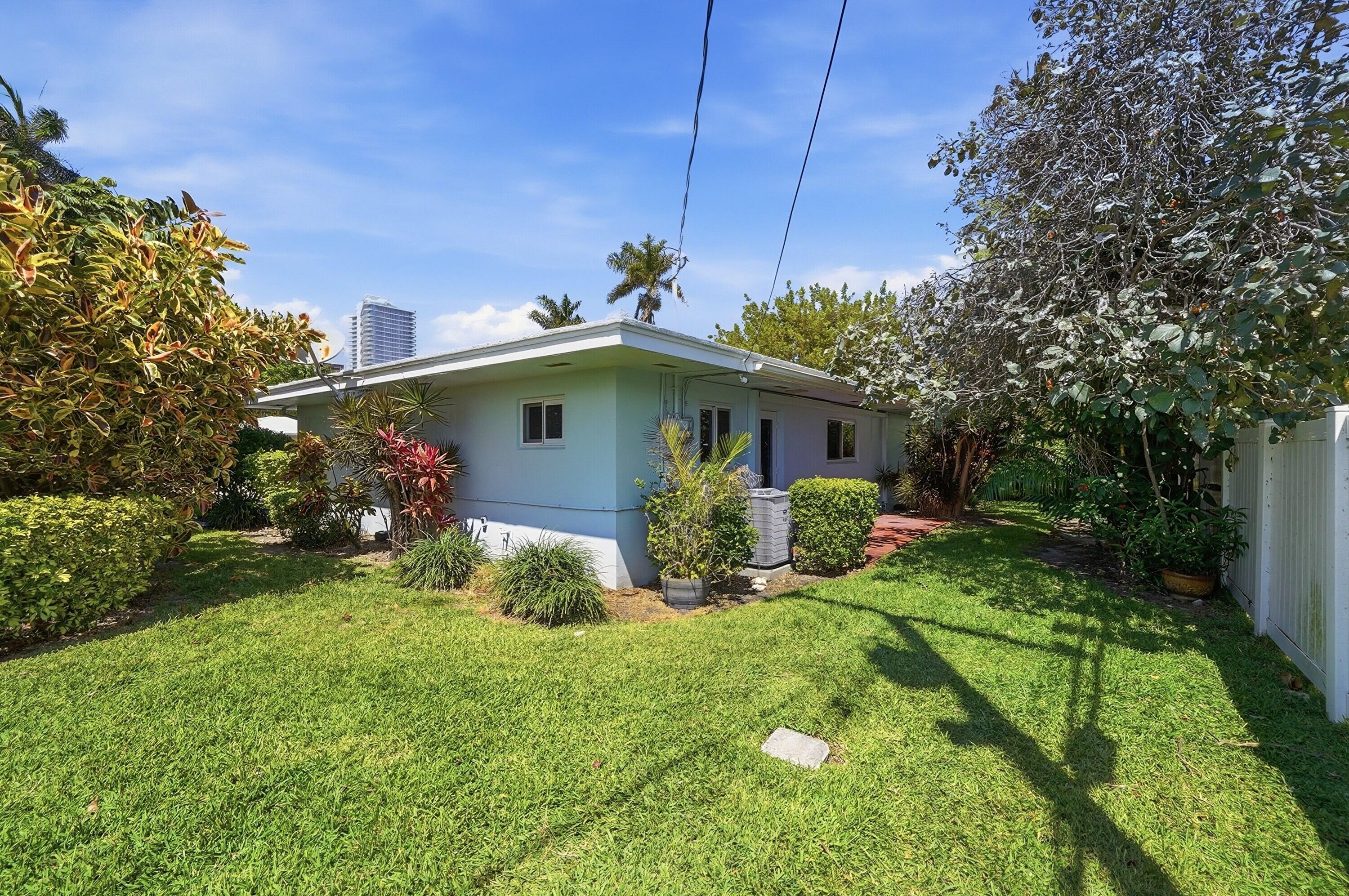 PALM CLUB CO-OP - Residential