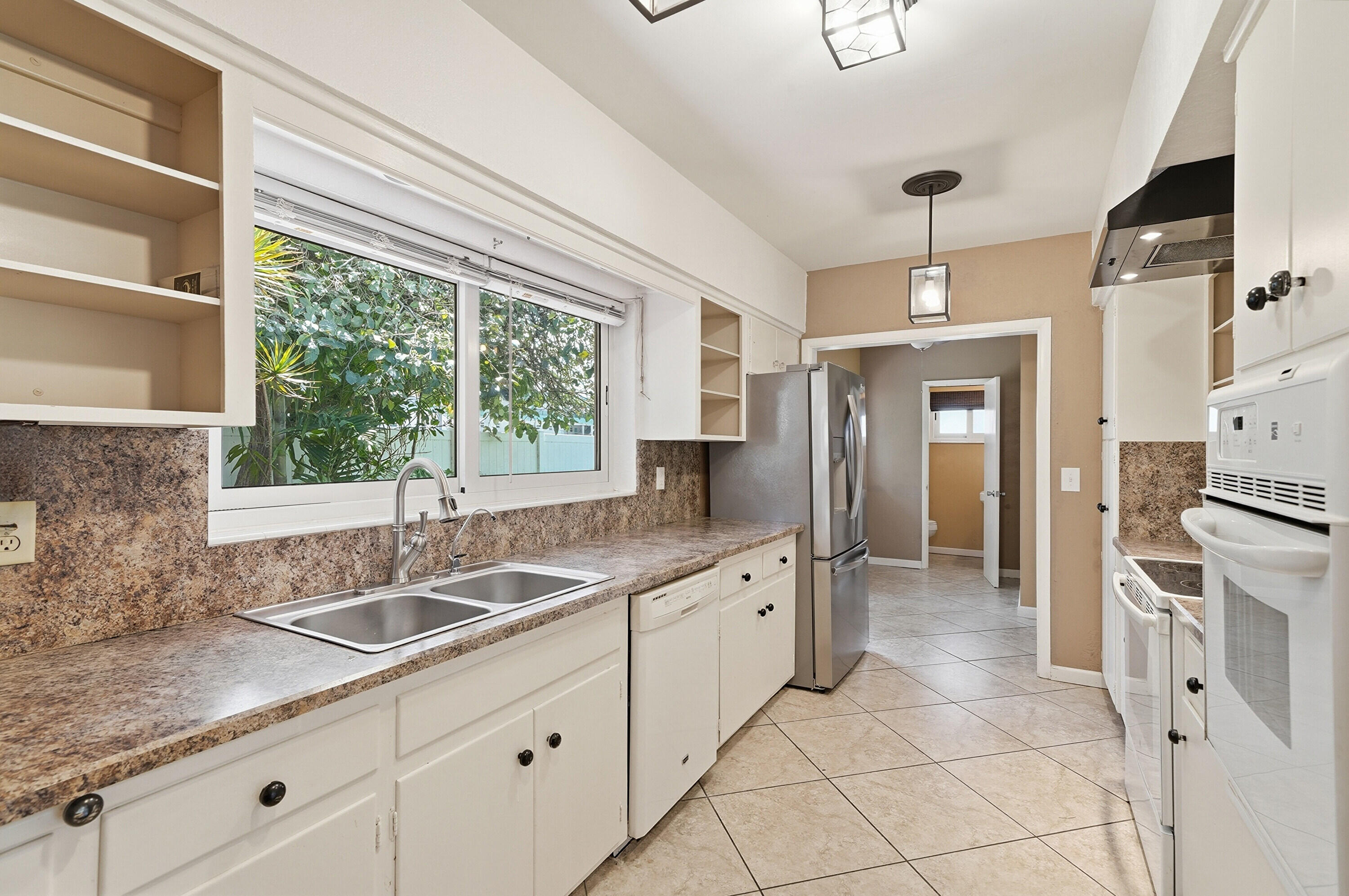 PALM CLUB CO-OP - Residential