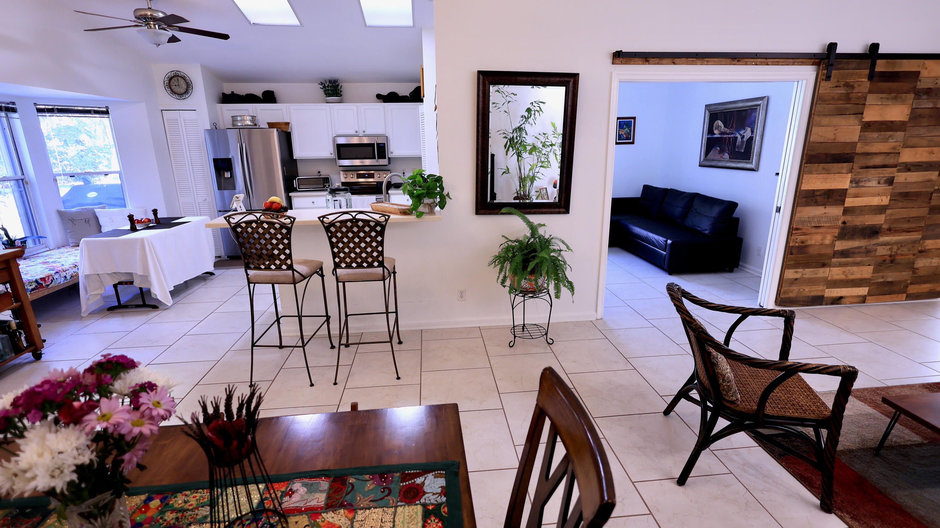 2220 Soundings Court