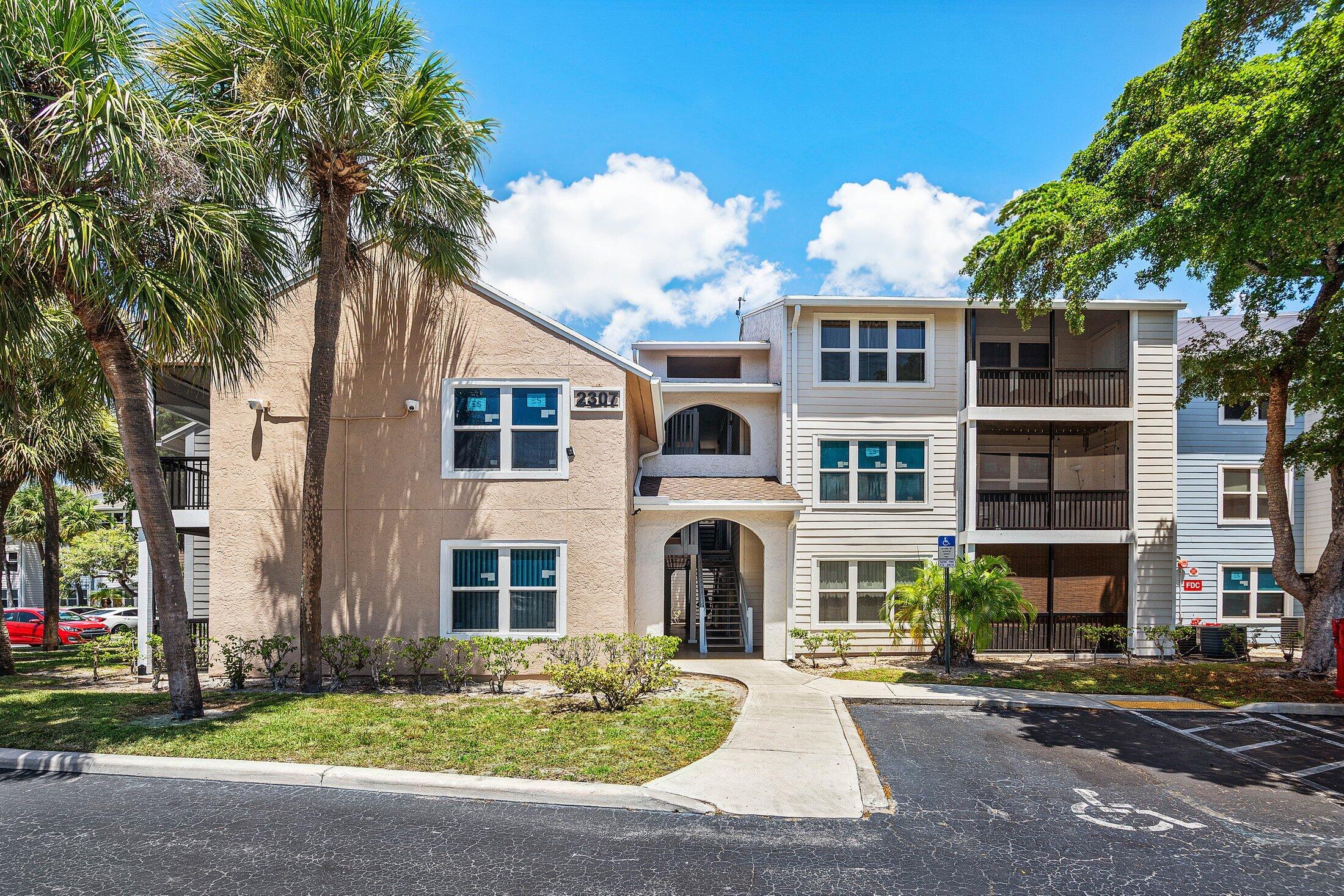 BOYNTON LANDINGS CONDO - Residential Lease