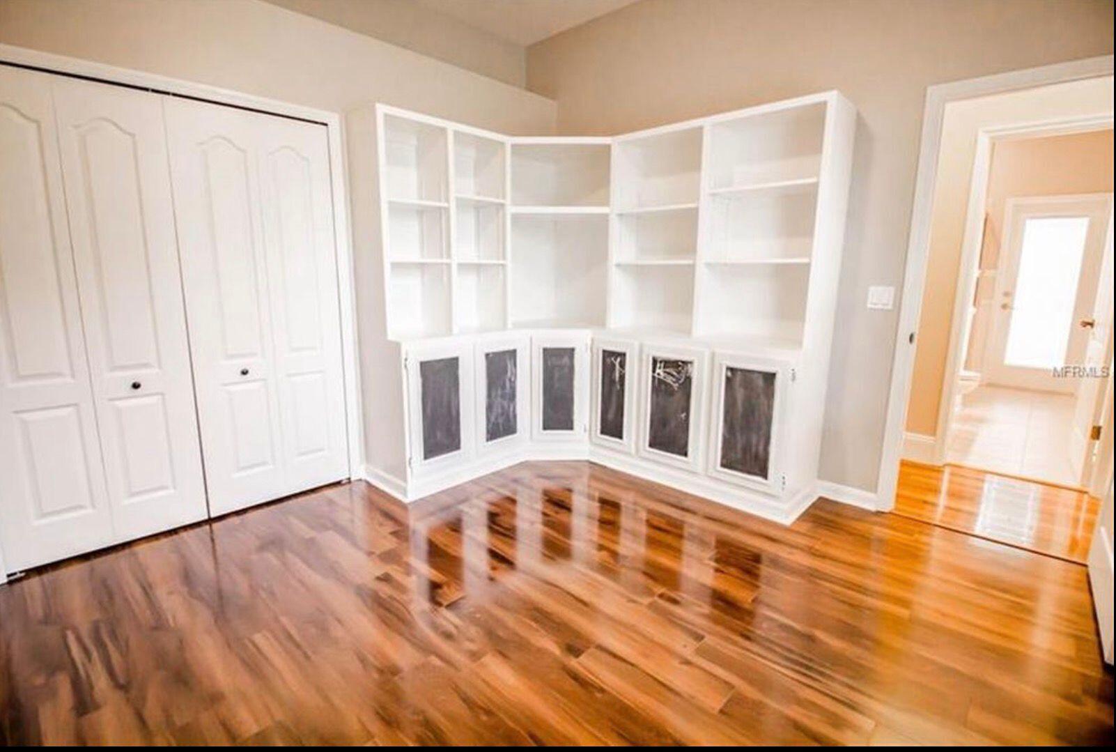 2620 Millhopper Avenue