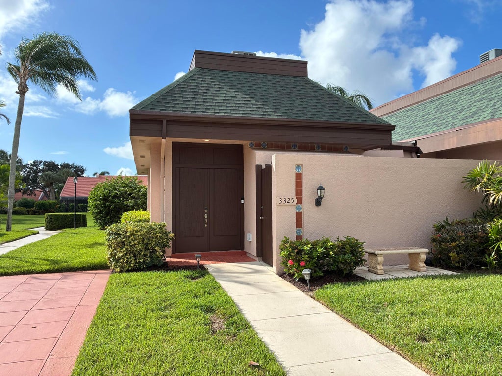 Photo of 3325 SE LA PRADO Court, Port Saint Lucie, FL 34952 (MLS # B26089916)