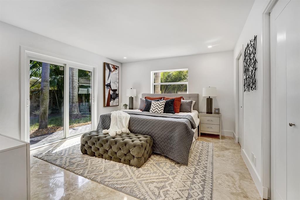 LAKE SHORE ESTATESLAKE ID - Residential