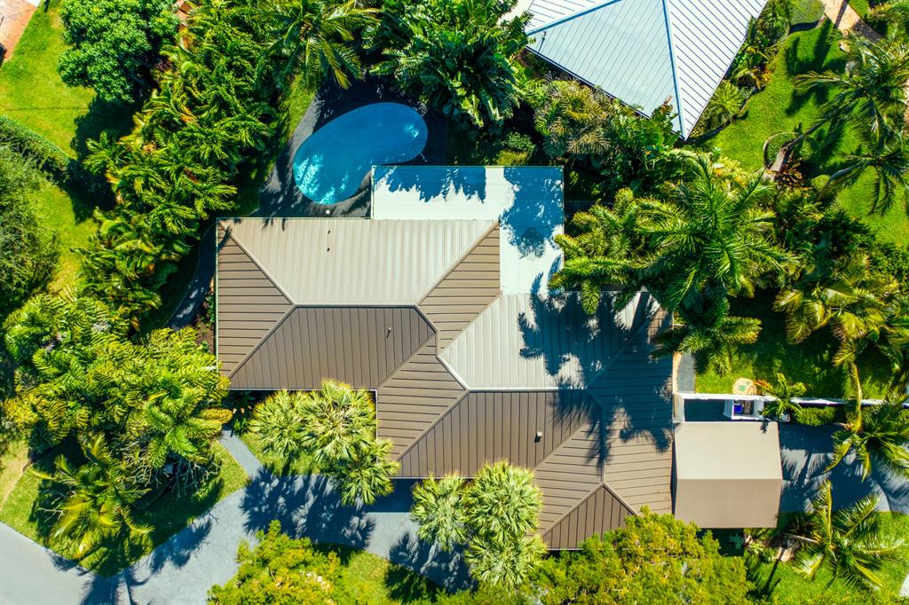 LAKE SHORE ESTATESLAKE ID - Residential