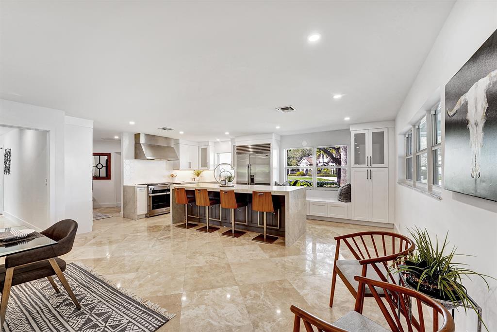 LAKE SHORE ESTATESLAKE ID - Residential