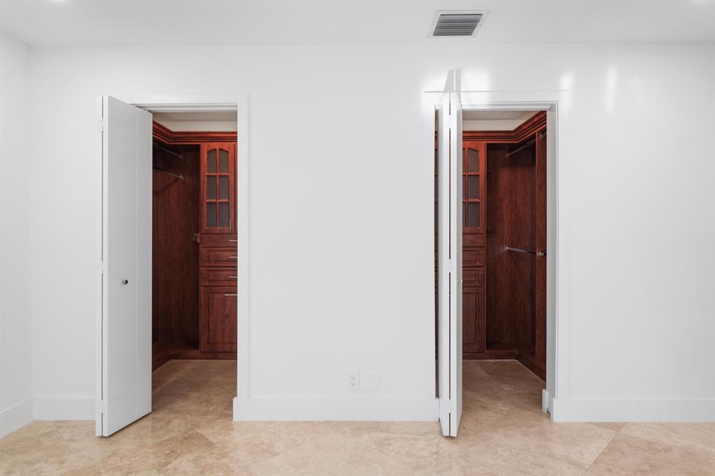 LAKE SHORE ESTATESLAKE ID - Residential