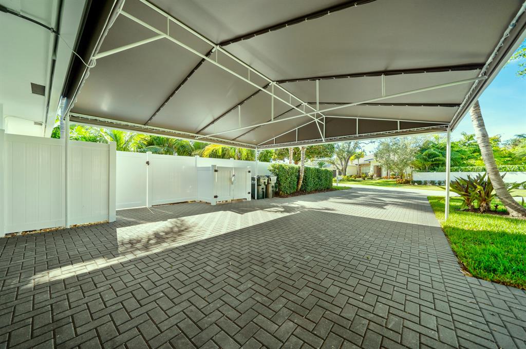 LAKE SHORE ESTATESLAKE ID - Residential