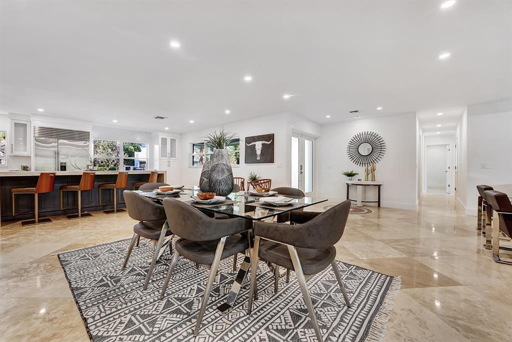 LAKE SHORE ESTATESLAKE ID - Residential