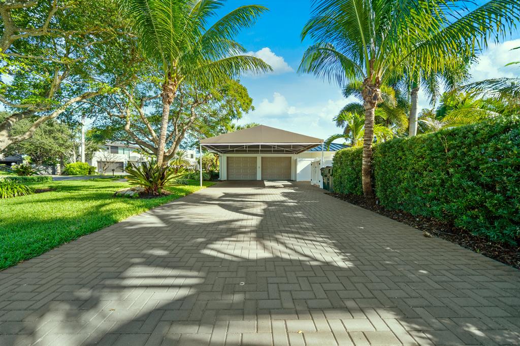 LAKE SHORE ESTATESLAKE ID - Residential