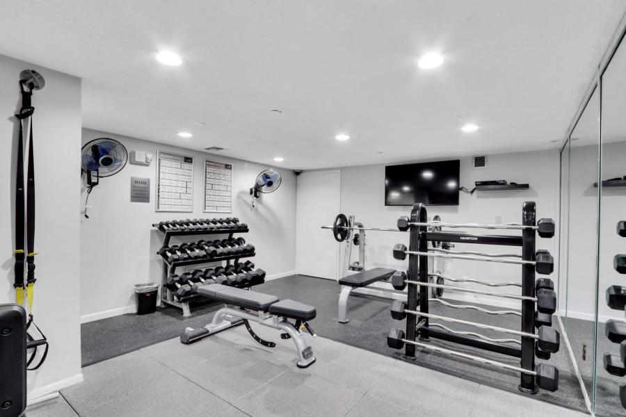 AMBASSADORS V SOUTH CONDO - Residential