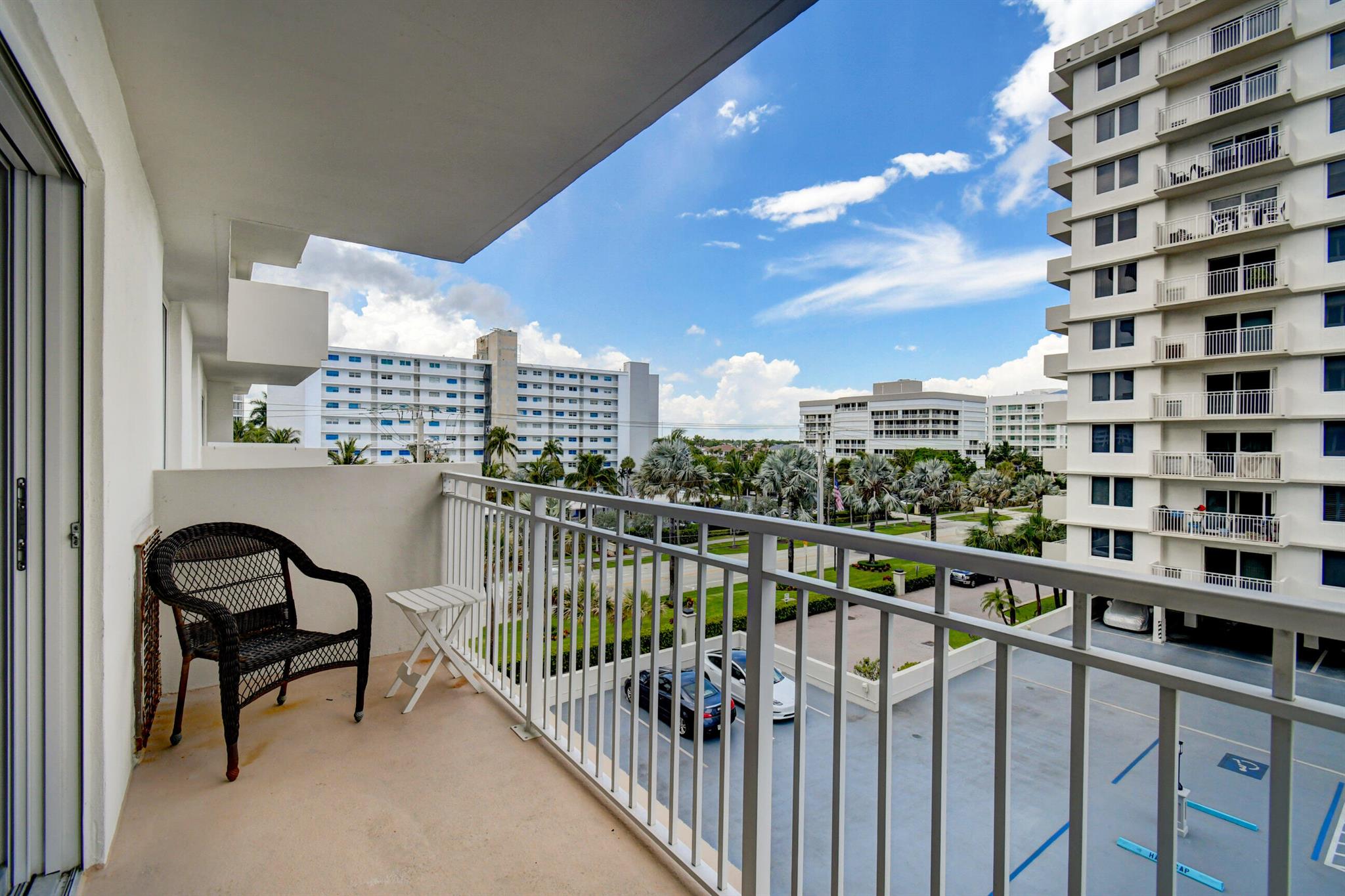 AMBASSADORS V SOUTH CONDO - Residential