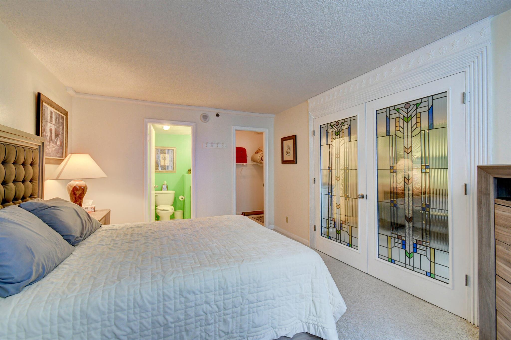 AMBASSADORS V SOUTH CONDO - Residential