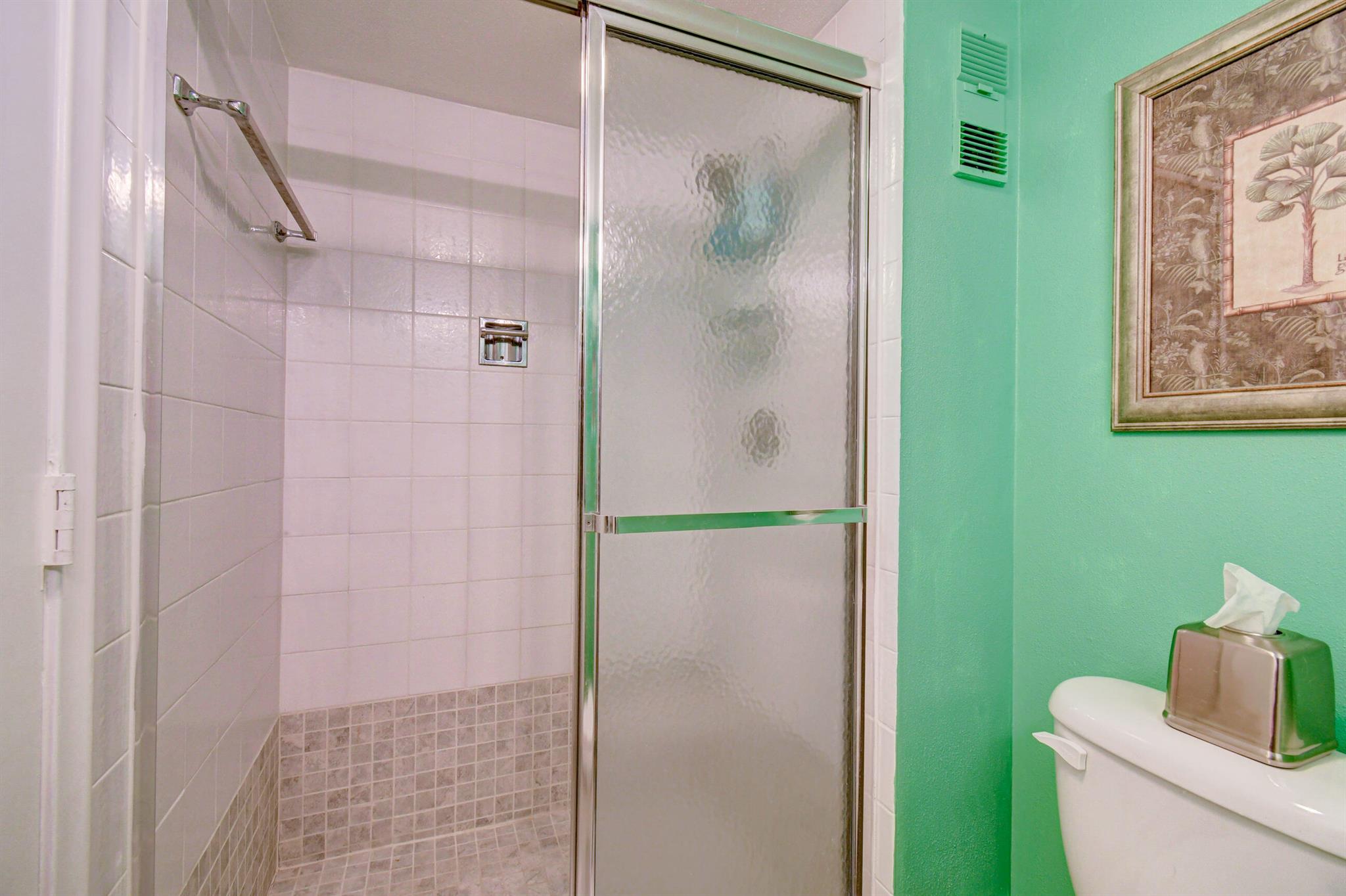 AMBASSADORS V SOUTH CONDO - Residential