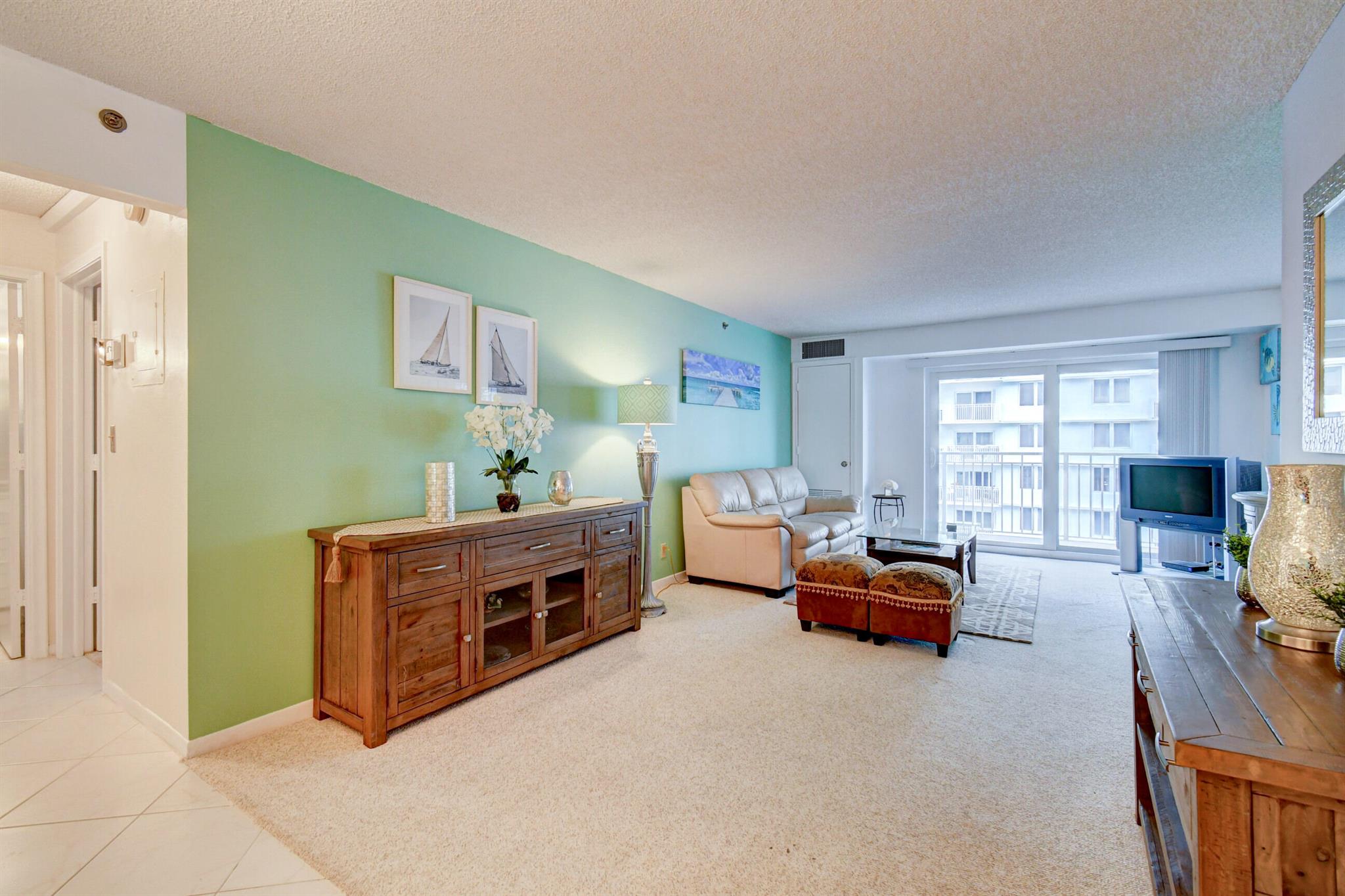 AMBASSADORS V SOUTH CONDO - Residential