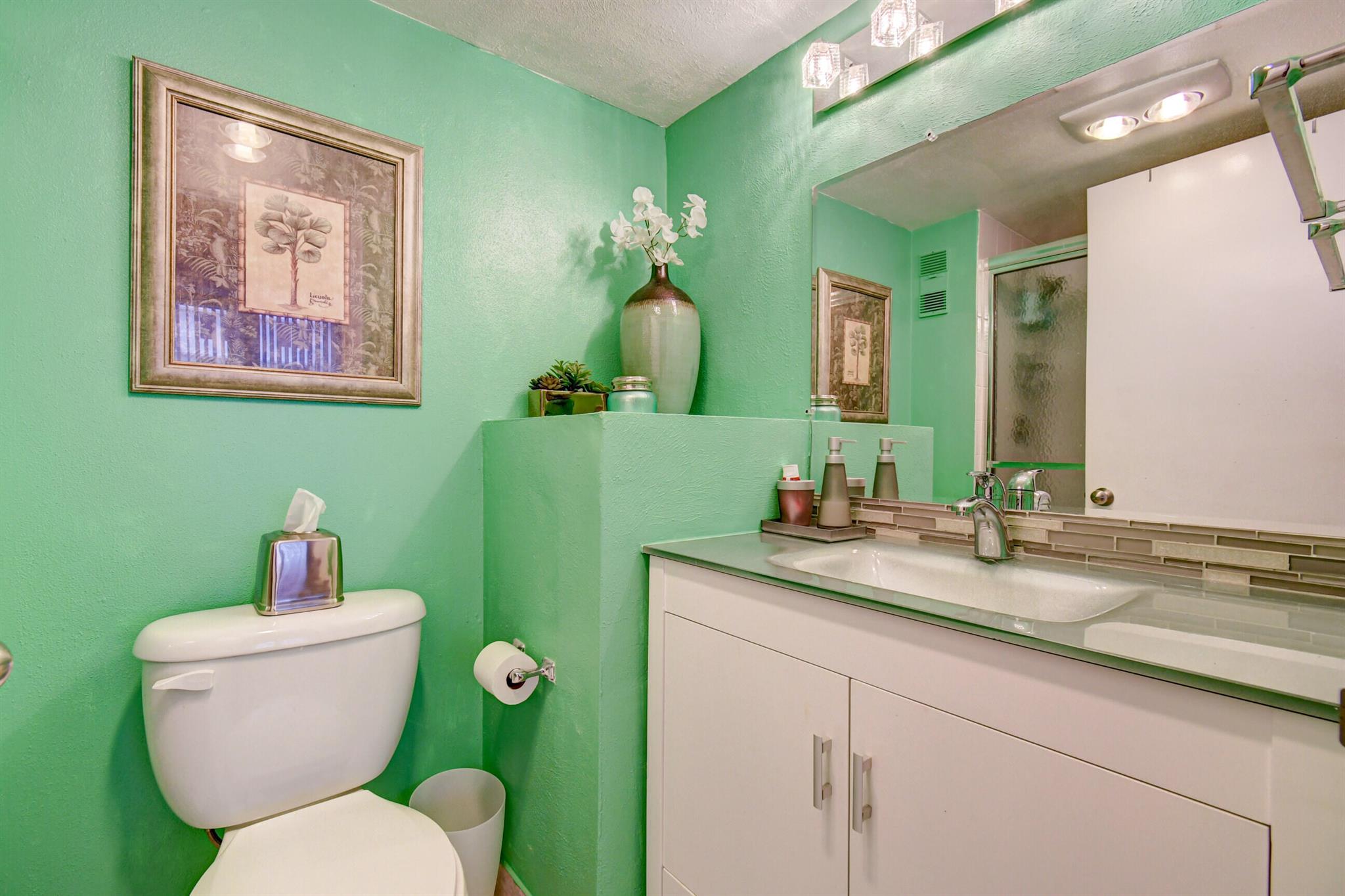 AMBASSADORS V SOUTH CONDO - Residential