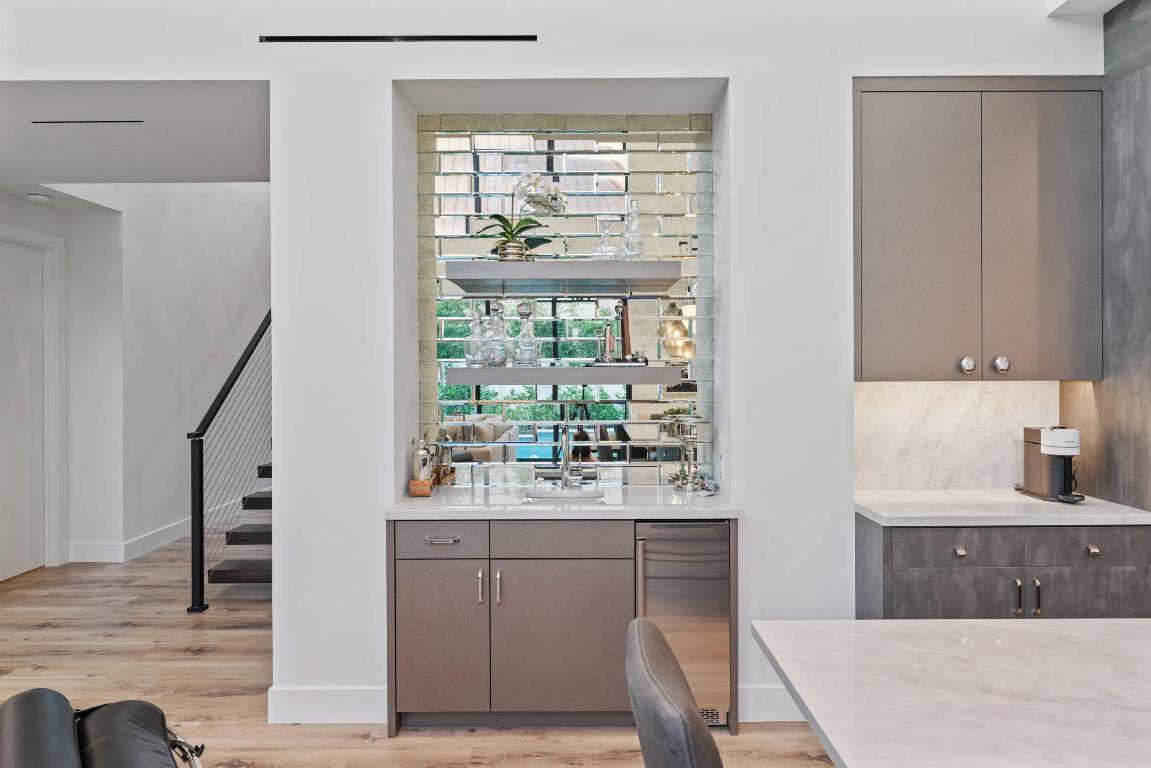 NORTH SHORE TERRACE PL NO 1 - Residential Lease