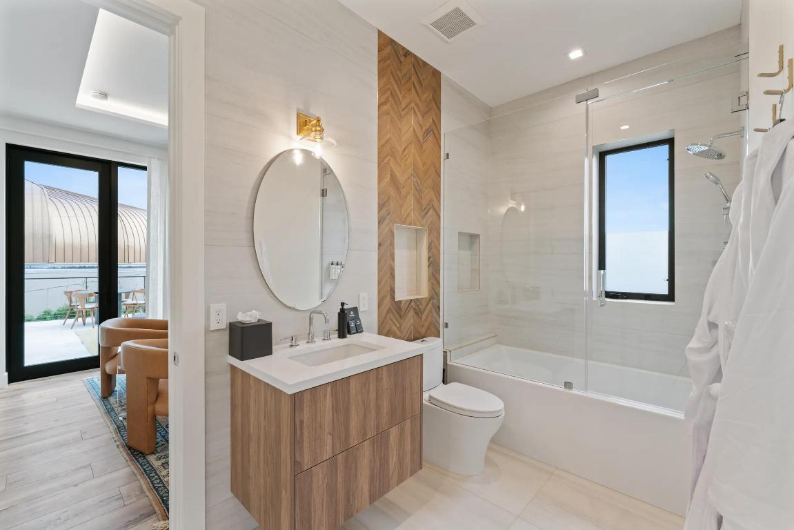 NORTH SHORE TERRACE PL NO 1 - Residential Lease