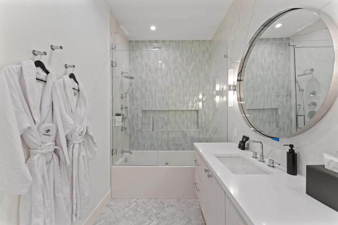 NORTH SHORE TERRACE PL NO 1 - Residential Lease