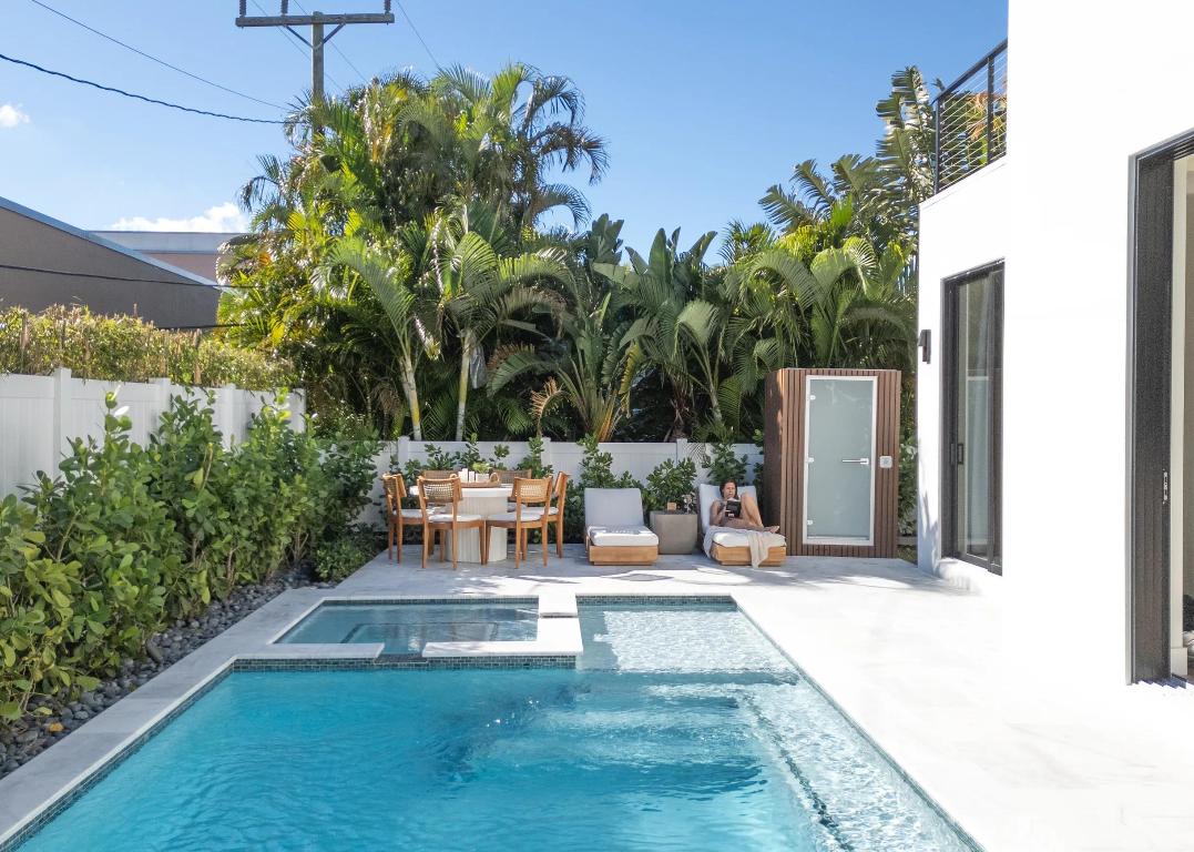 NORTH SHORE TERRACE PL NO 1 - Residential Lease