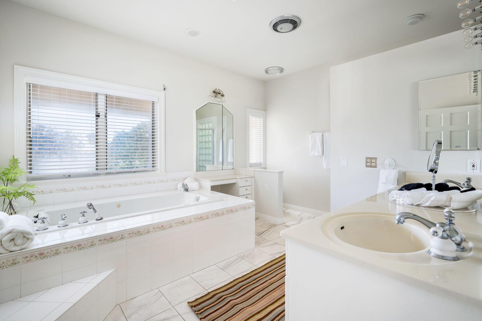 INDIAN BAY - Residential