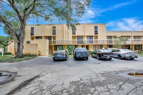 2821 SW 87th Ave 811 Davie FL 33328