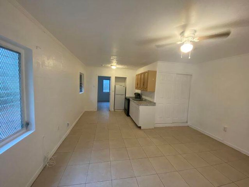 Photo of 109 S 19th S Street #B, Fort Pierce, FL 34950 (MLS # R11091348)