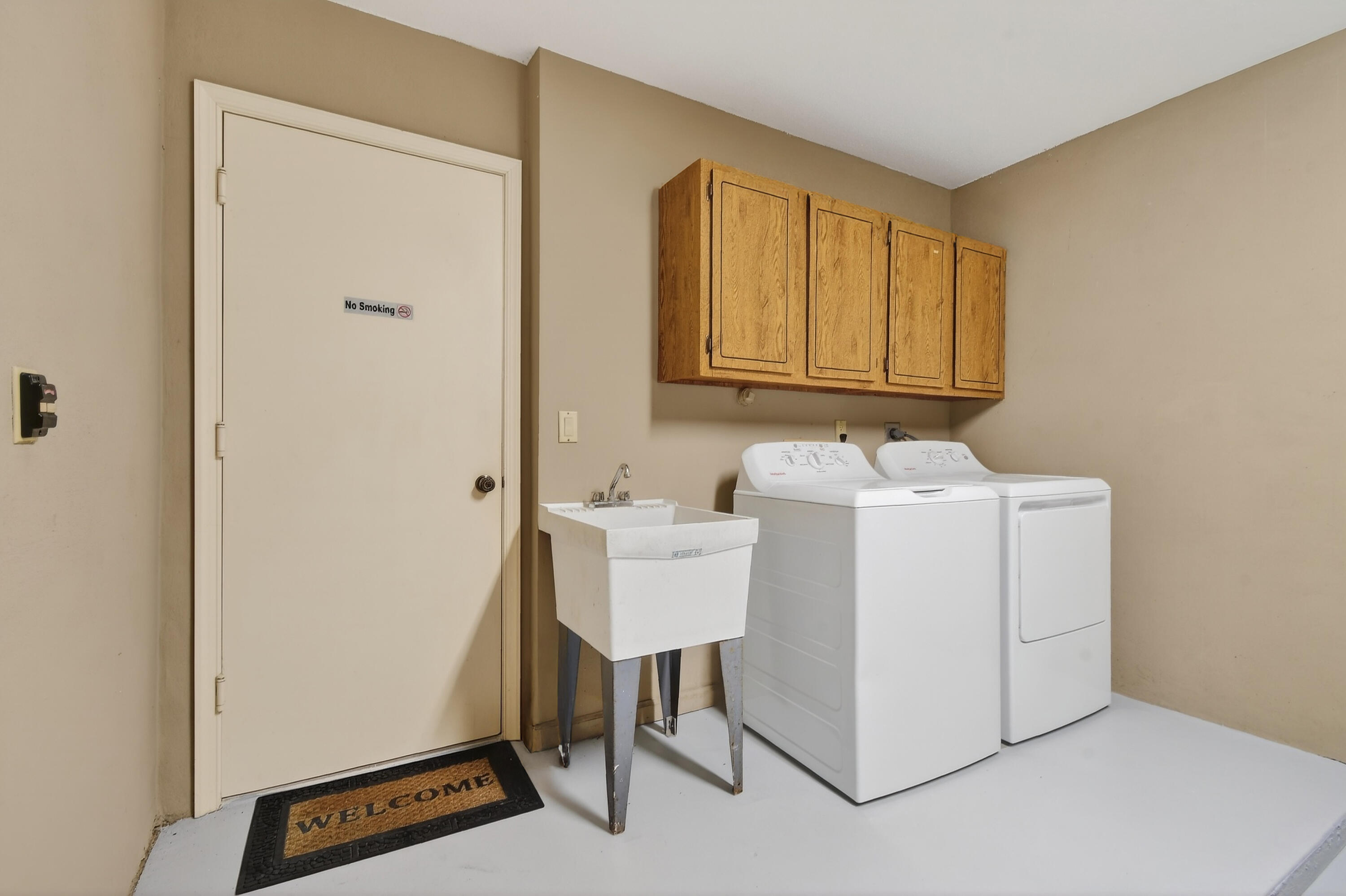 WATERBEND AT JONATHANS LANDING CONDO - Residential