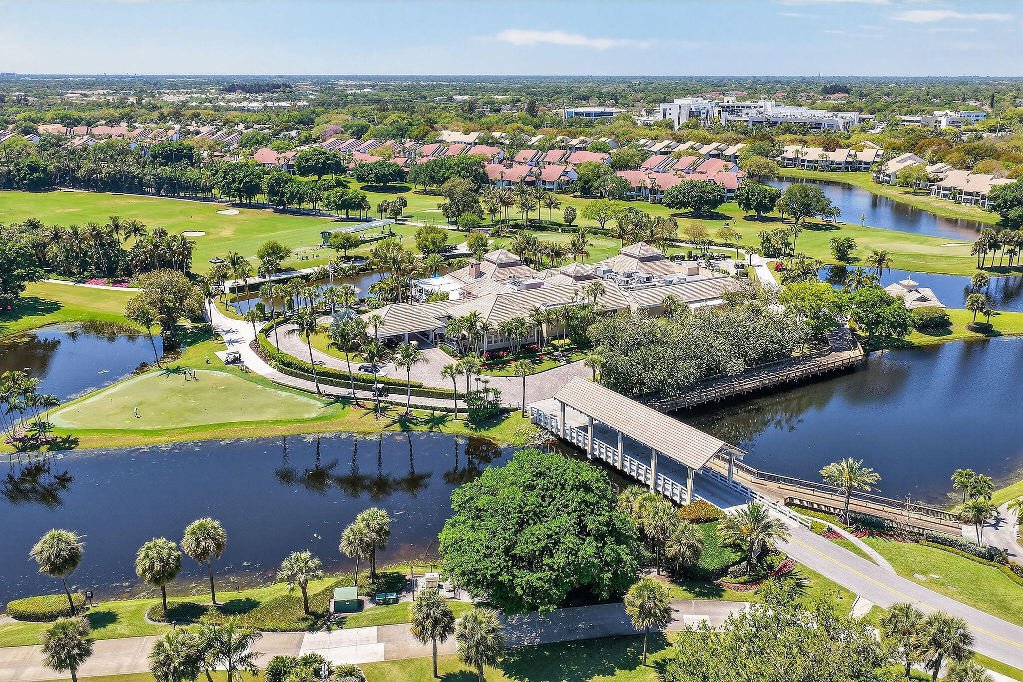 WATERBEND AT JONATHANS LANDING CONDO - Residential