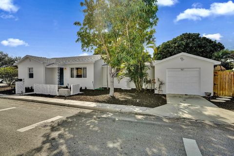 601 N 13th Avenue N Lake Worth Beach FL 33460