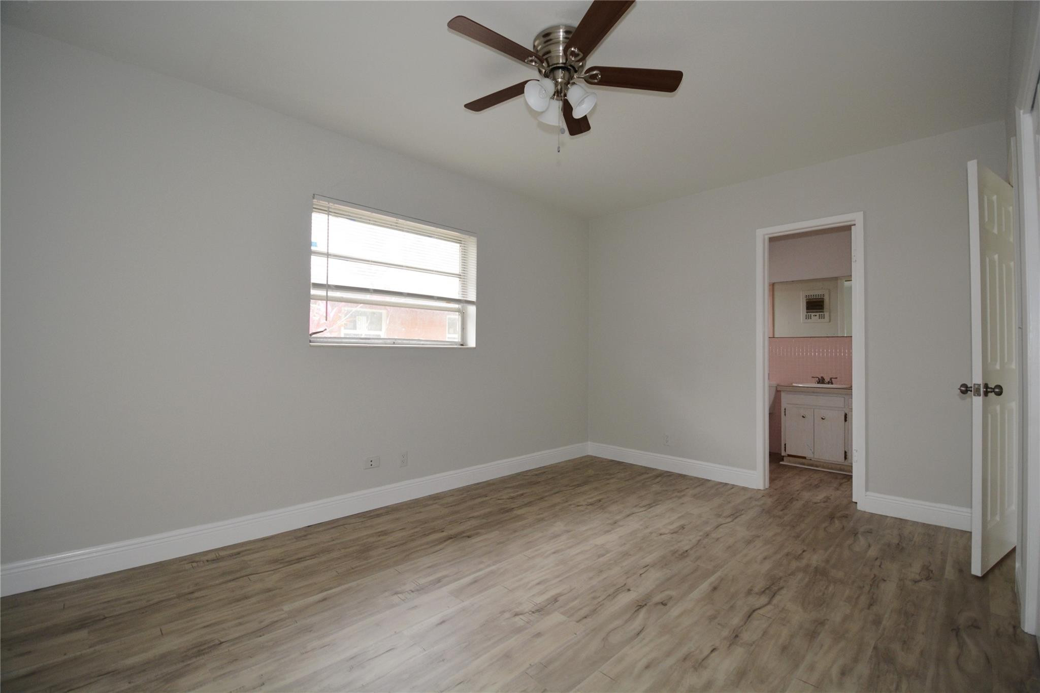 Lauderdale 2-9 D - Residential Lease