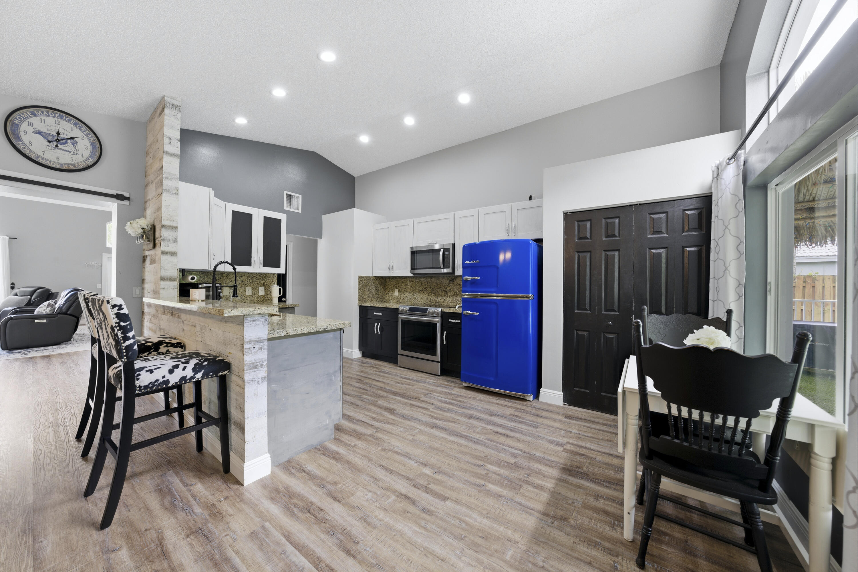 PEMBROKE FALLS PHASE 2 - Residential