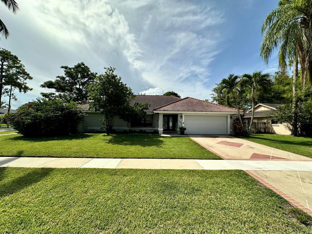 Photo of 13965 Aster Avenue, Wellington, FL 33414 (MLS # R11104460)