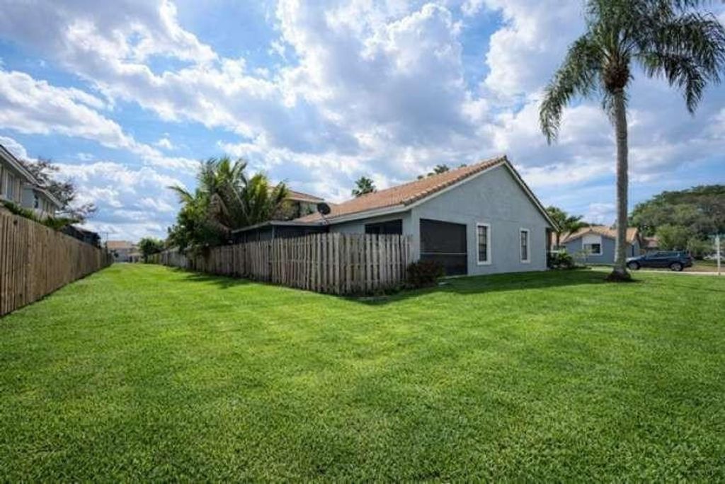 Photo of 9912 61st Way #A, Boynton Beach, FL 33437 (MLS # F10554239)