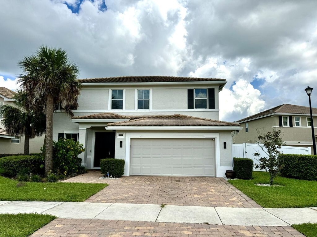 Photo of 11334 SW Glengarry Court, Port Saint Lucie, FL 34987 (MLS # R11024337)