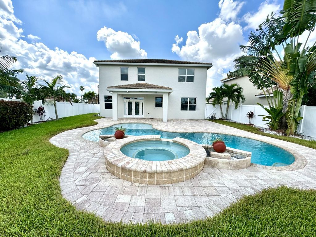 Photo of 11334 SW Glengarry Court, Port Saint Lucie, FL 34987 (MLS # R11024337)