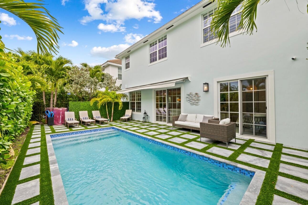 1418 SW 20TH Court