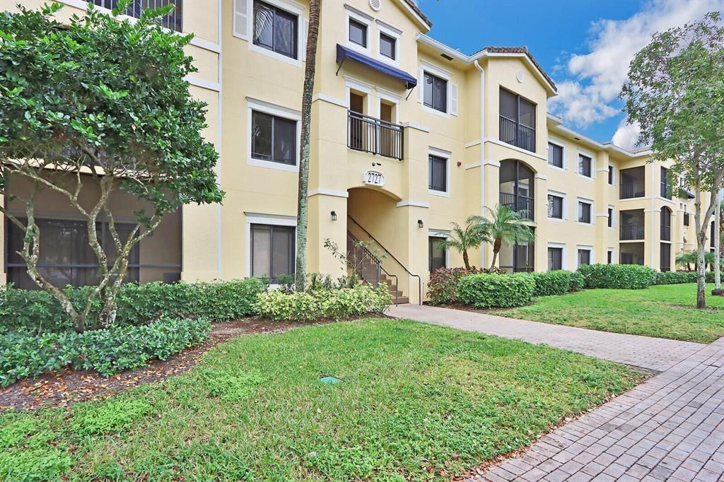 Photo of 2727 Anzio Court #302, Palm Beach Gardens, FL 33410 (MLS # R10768135)