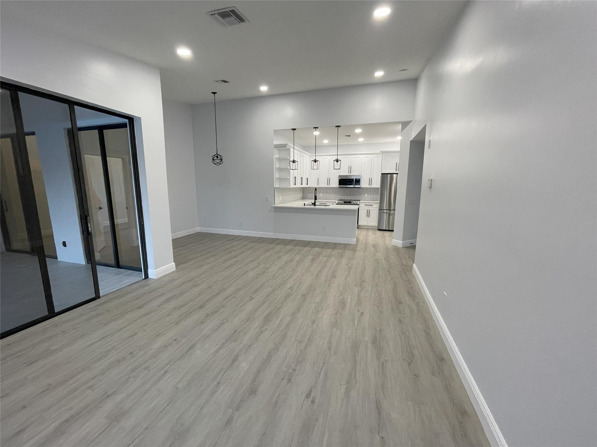 PLATINA/ALEXANDRIA VILLAG - Residential