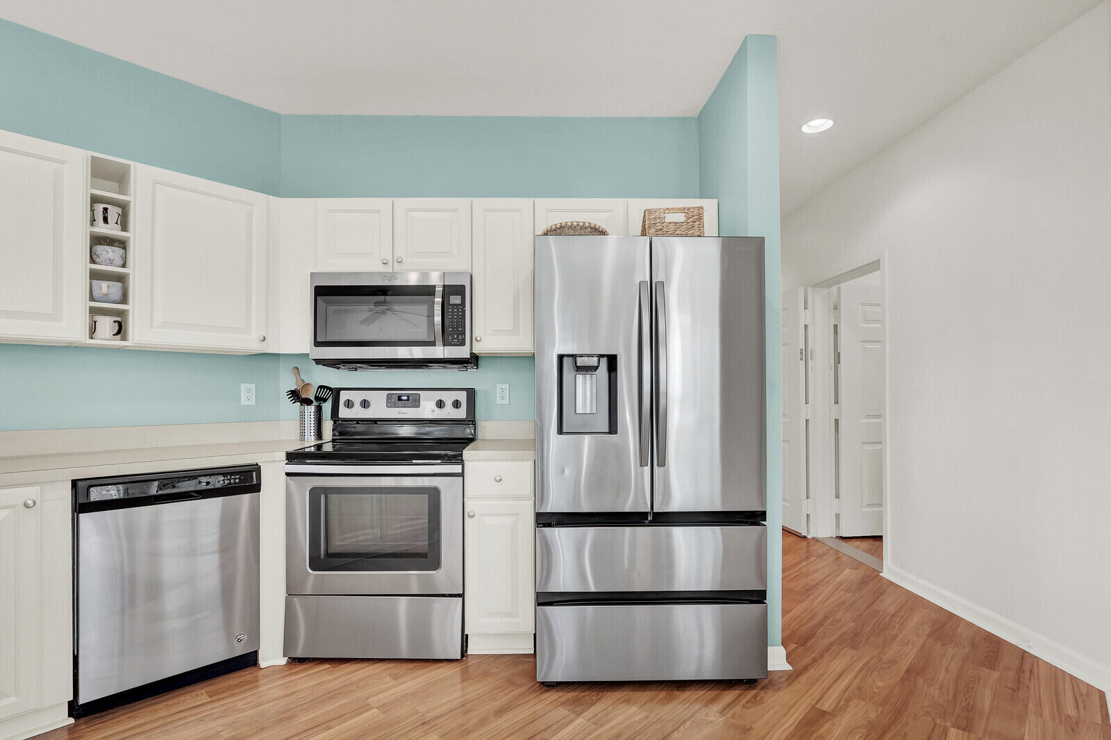 CASTLE PINES CONDOMINIUM - Residential